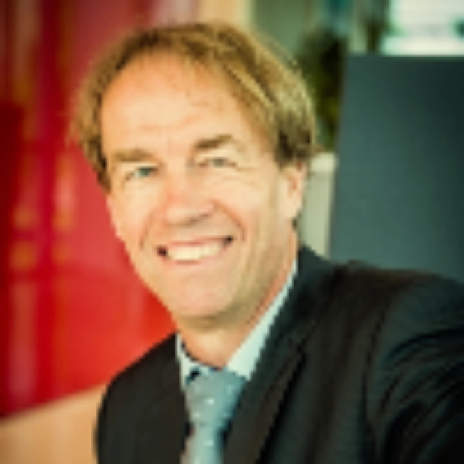 Dirk Hagener | Atradius